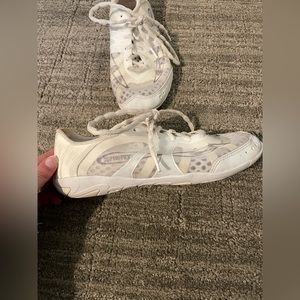 Nfinity vengeance cheerleading shoes